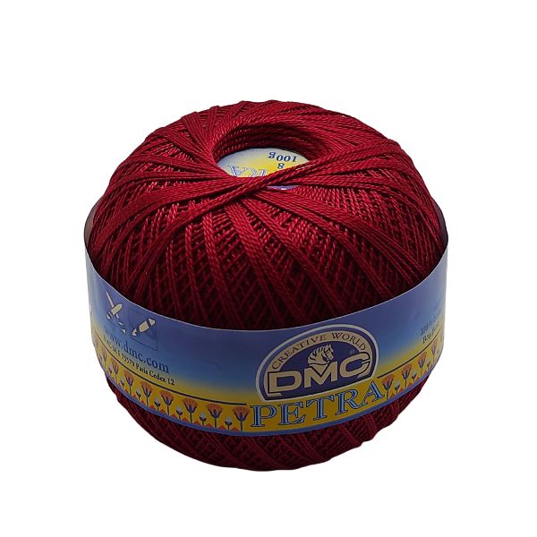 Cotone perlato da lavorare all'uncinetto o ai ferri per realizzare abbigliamento, corredini e accessori bimbi. Petra 8 é un filato 100% cotone a fibre lunghe e mercerizzato per renderlo morbido e setoso. Nella grossezza 8 ogni gomitolo da 100 grammi ha 840 metri di filato lavorabile con con uncinetti 1,25-1,50 o ferri 2.