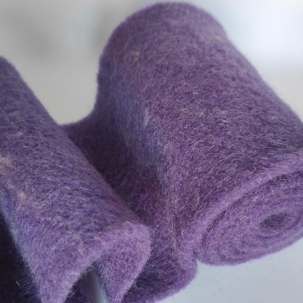 Nastro in feltro di pura lana H 15 cm ideale per decorazioni natalizie e pasquali, composizioni floreali e accessori casa. Colore: Lilla Mélange