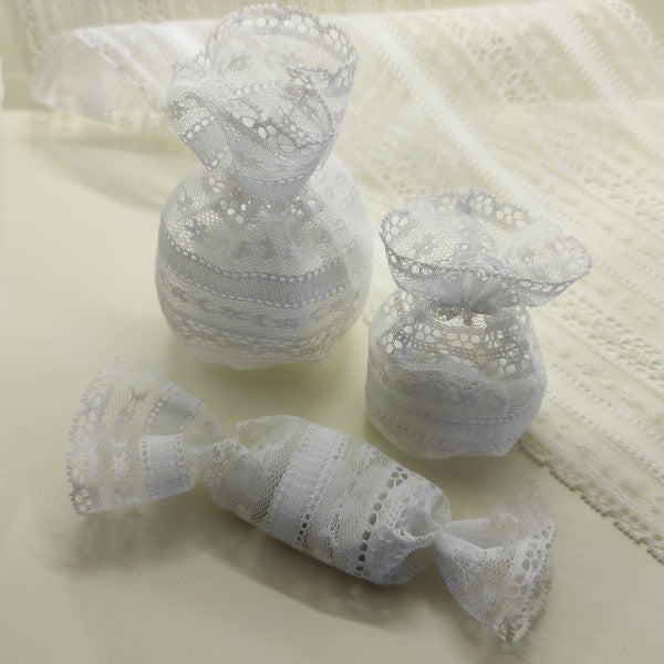 Nastro pizzo Mariage bianco H 150 mm con tiranti per bomboniere