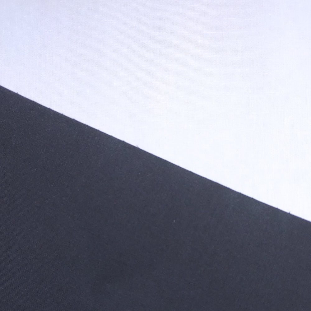 Tela per legatoria Canvas Extra nei colori bianco e nero