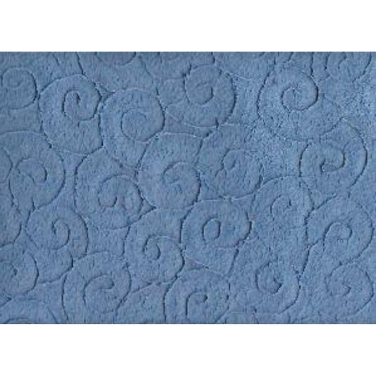 Carta di gelso azzurra con motivo infinity in rilievo, riccioli e volute su tutta la superficie
