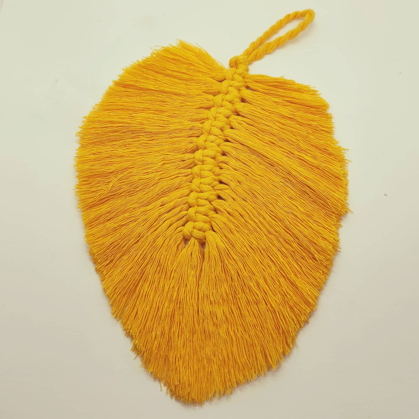 MacrAmore foglia macramé